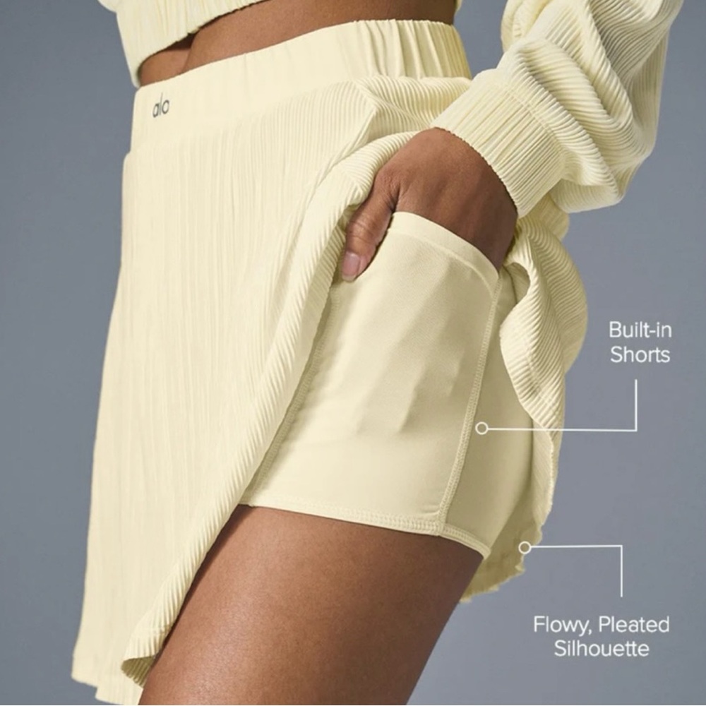Alo Yoga Micro Plisse Tennis Skirt Butter Yellow Small Pleated Skort Athleisure - Picture 4 of 9
